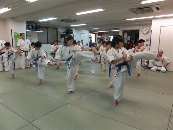 解放　塩澤将晃 神奈川東横浜支部昇級者(2014年2月3日、9日) | NPO法人全世界空手道