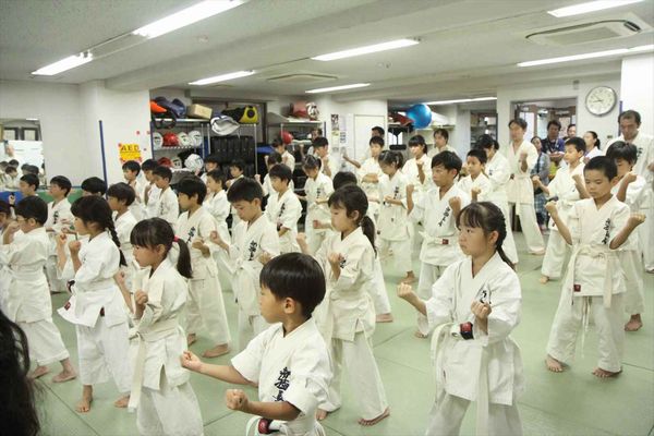 神奈川東横浜支部昇級者 19年9月4日 29日 Npo法人全世界空手道連盟新極真会