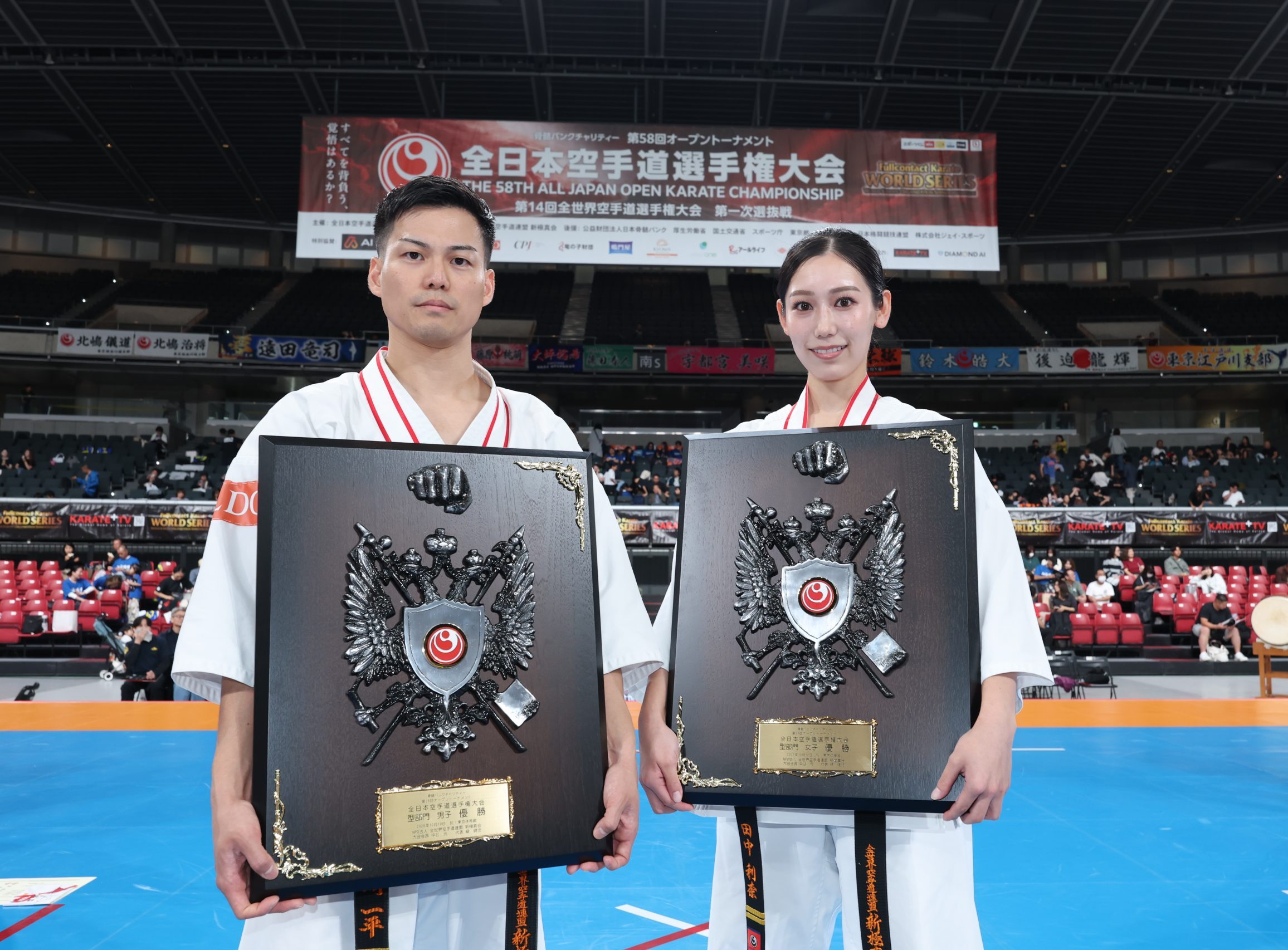 世界大会へ向け、型のエースが決定。組手男女の有力候補は順当に勝ち